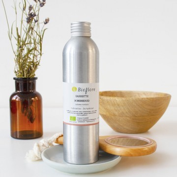 Organic savory hydrosol for acne-prone, infected skin.