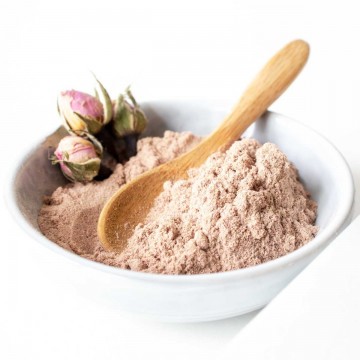 Bio rozenpoeder om de huid mooi te maken en te regenereren