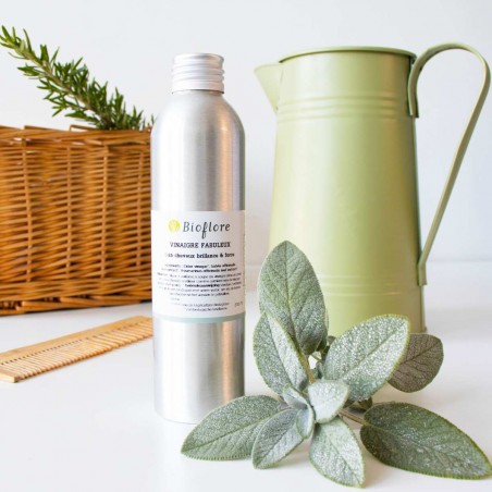 Vinaigre capillaire aux plantes bio