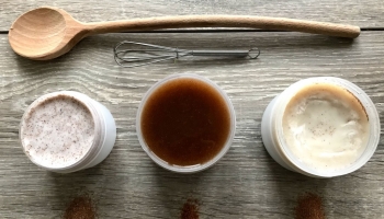 Faire un baume exfoliant gourmand à l'amande pour le corps