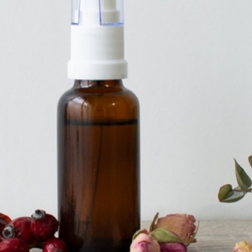 Huile visage régénérante et lissante Rose et Eglantier - notre recette