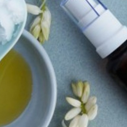  Bain d'huile équilibrant et embellissant pour tous types de cheveux 
